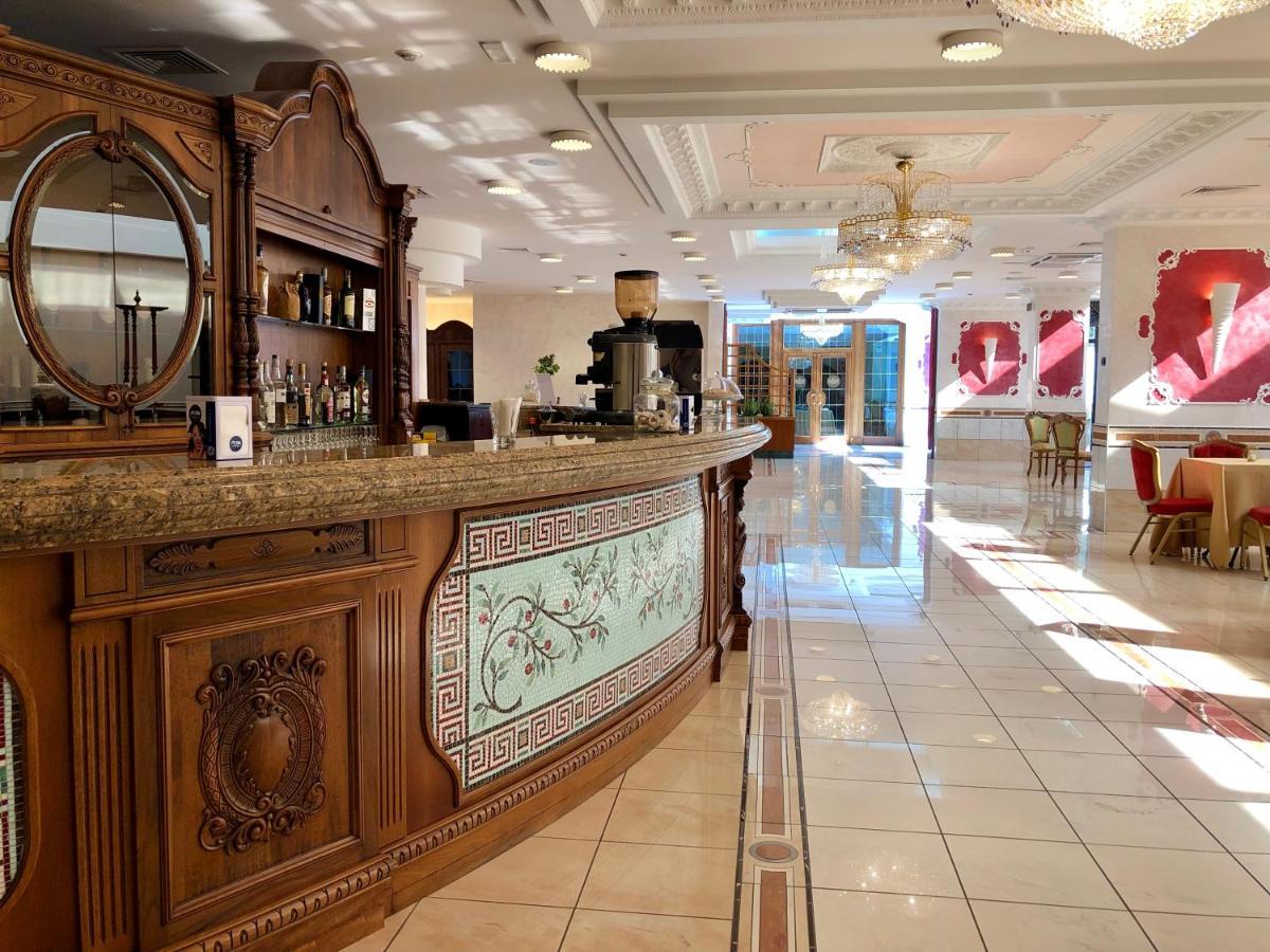 San Giovanni Rotondo Palace - Alihotels Exteriör bild