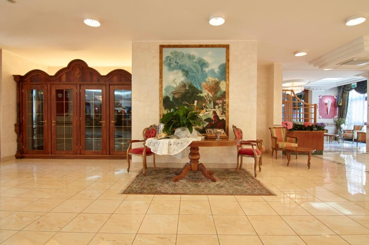 San Giovanni Rotondo Palace - Alihotels Exteriör bild