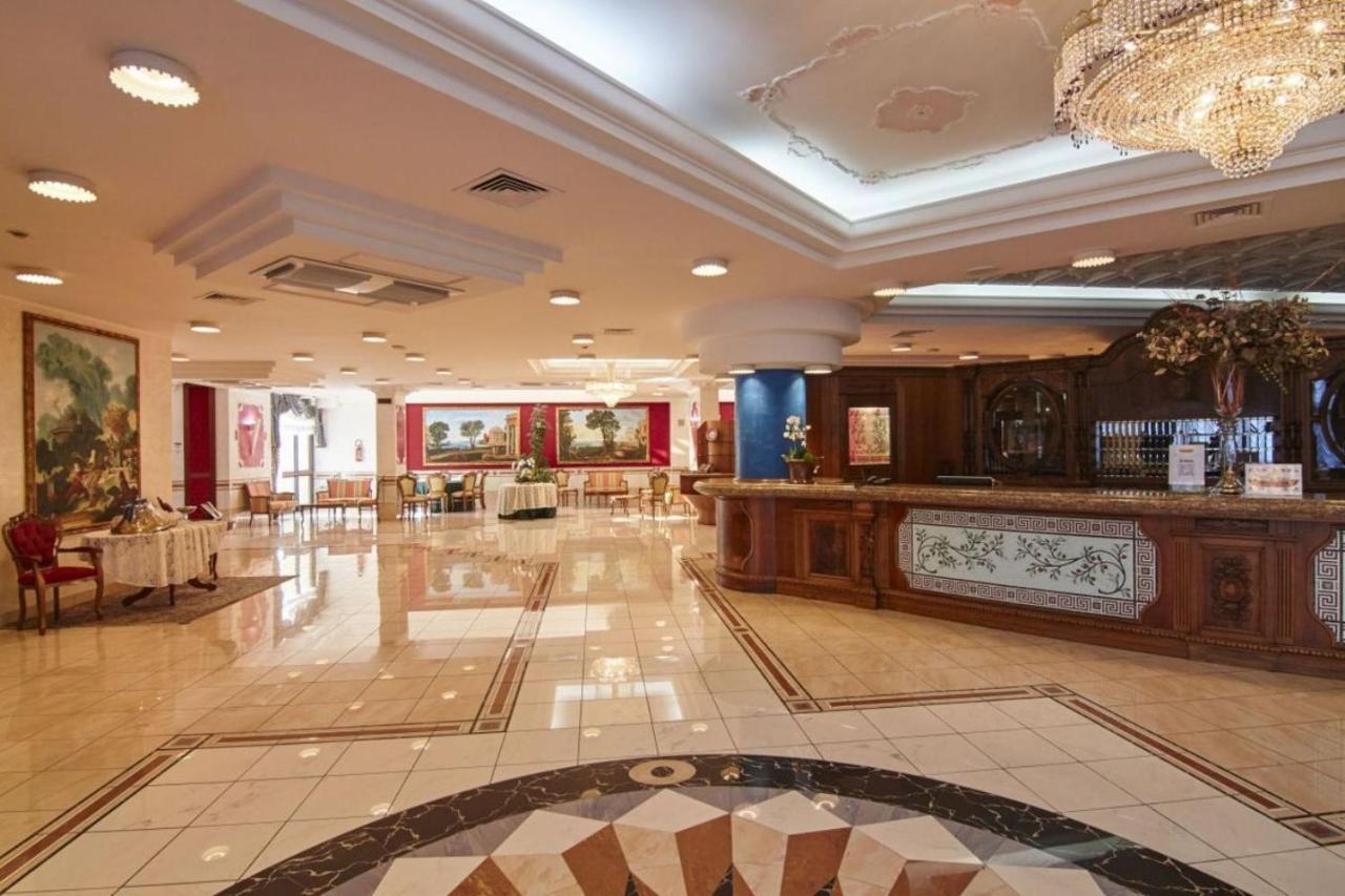 San Giovanni Rotondo Palace - Alihotels Exteriör bild